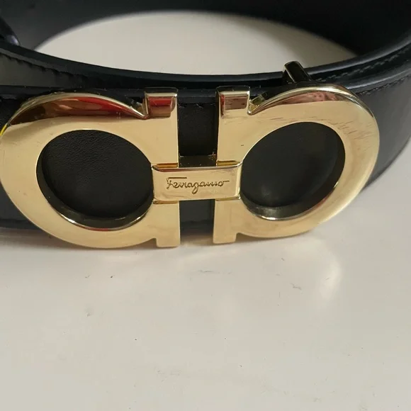 Ferragamo belt with gold buckle - Picture 3 of 4